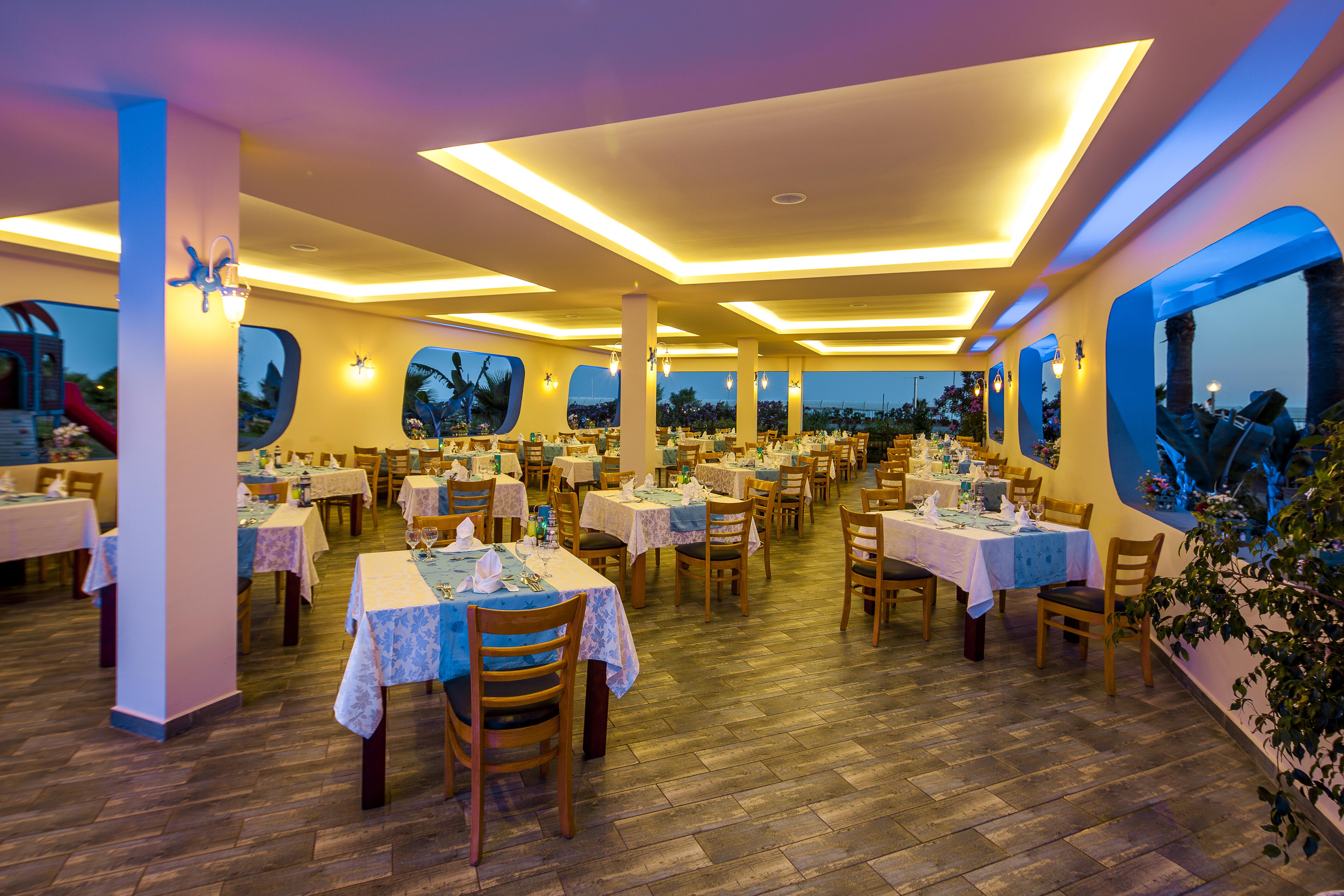 Club Hotel Turan Prince World - Kids Concept Side Exterior photo