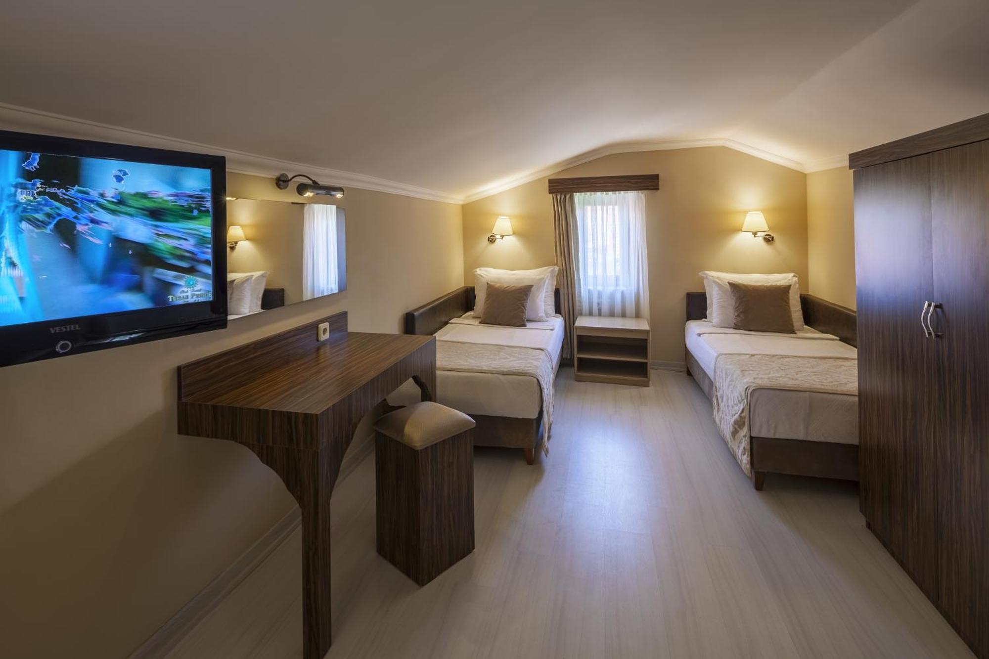 Club Hotel Turan Prince World - Kids Concept Side Room photo